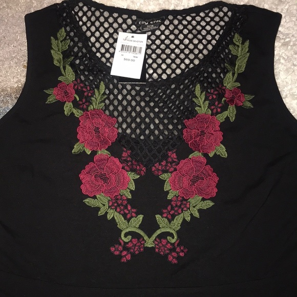 NWT City Chic Top Rose Devotion M/18W - Picture 7 of 10
